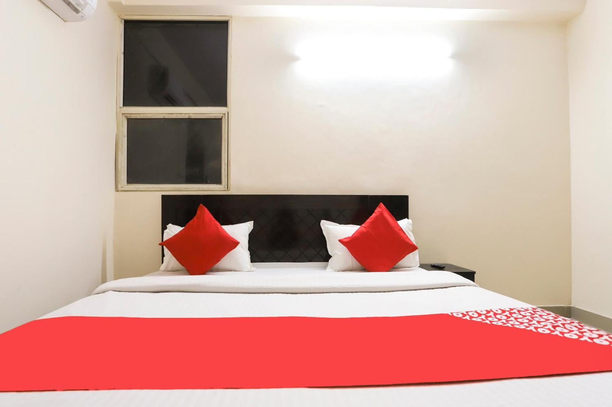 Hotel O Royal Residenc Indirapuram Luaran gambar
